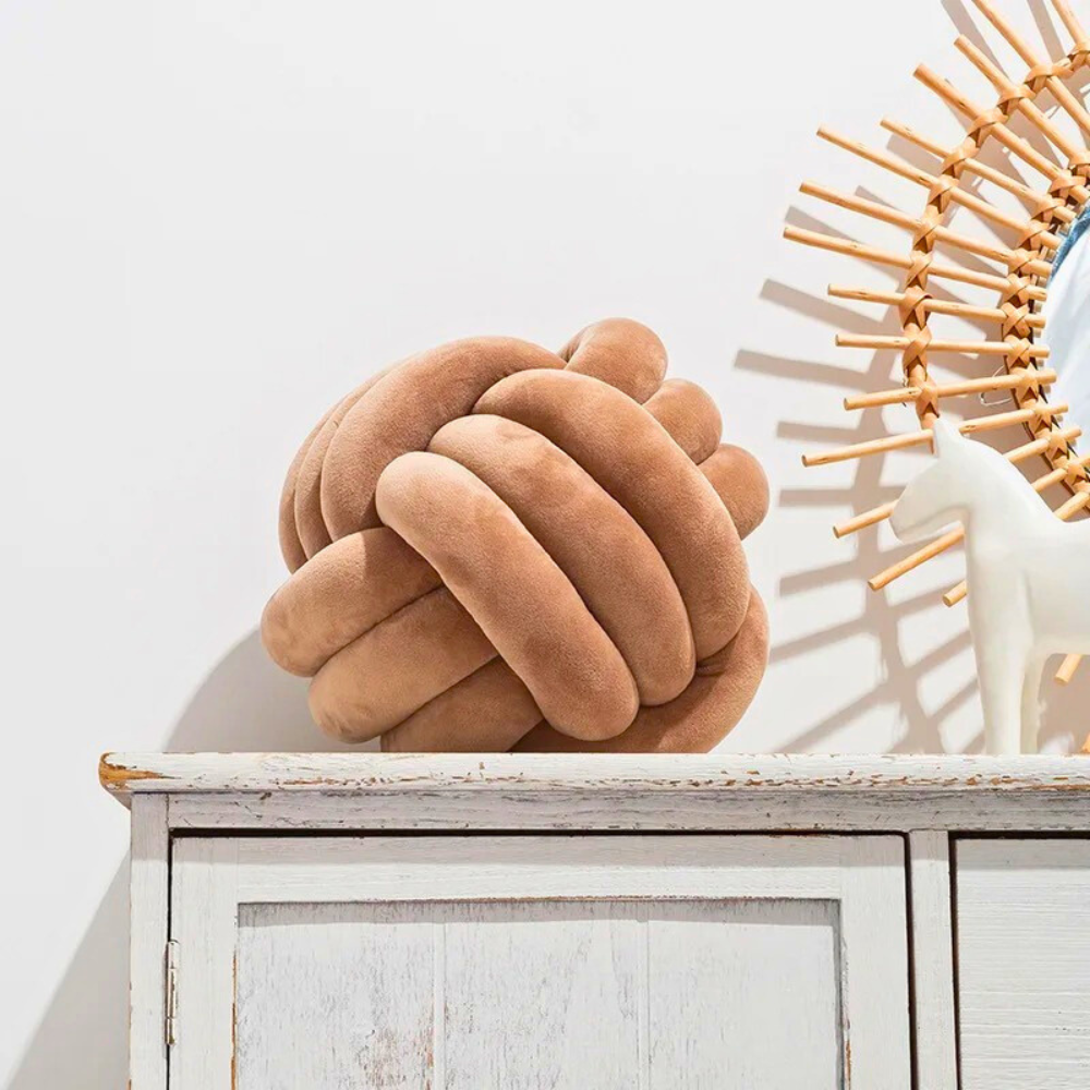 Coussin anti-stress en velours Knotty™